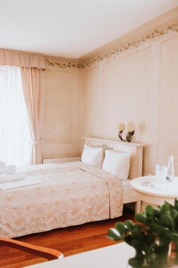 Villa Toscana Warszawa Bagian luar foto