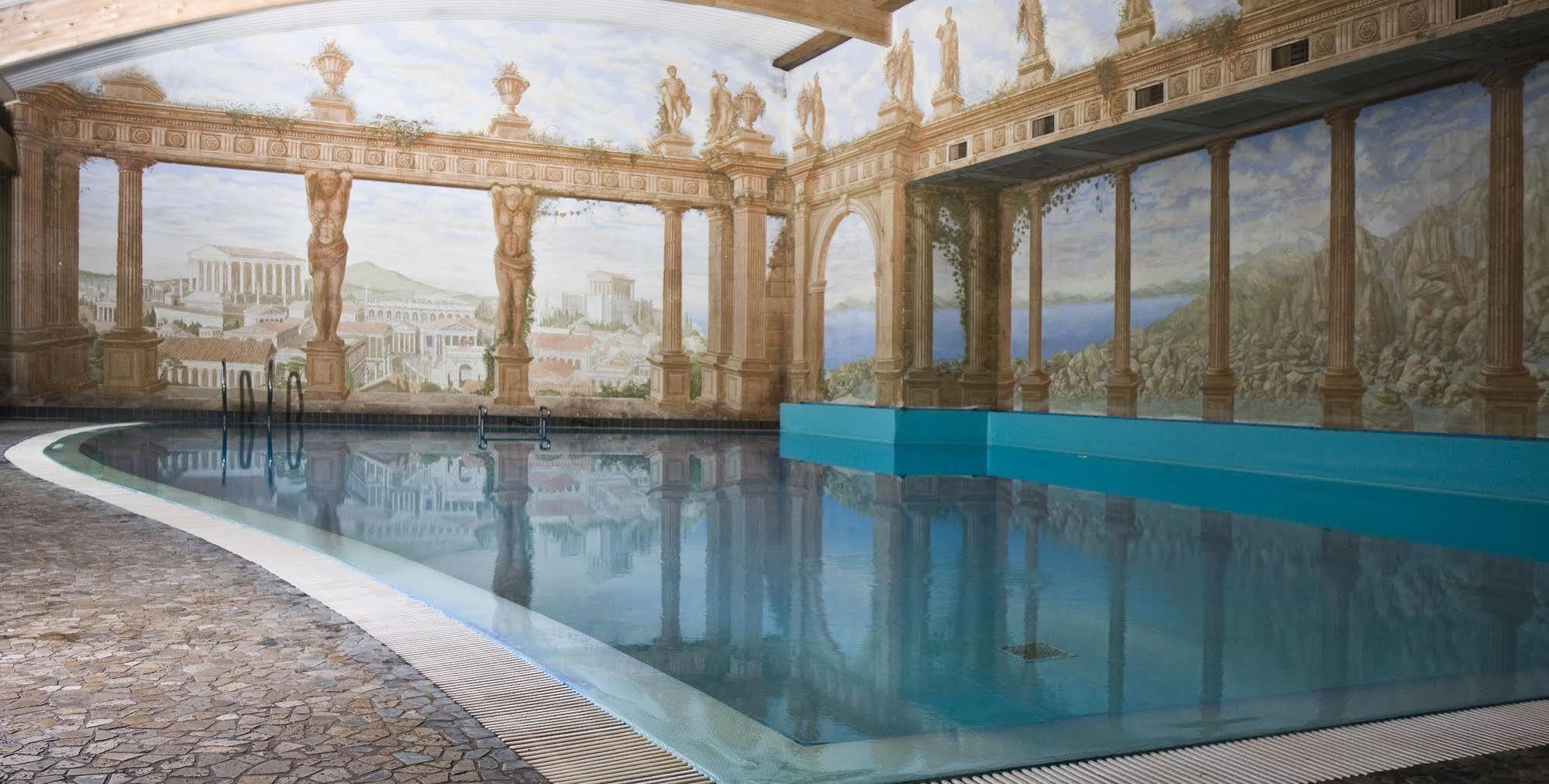 Villa Toscana Warszawa Bagian luar foto